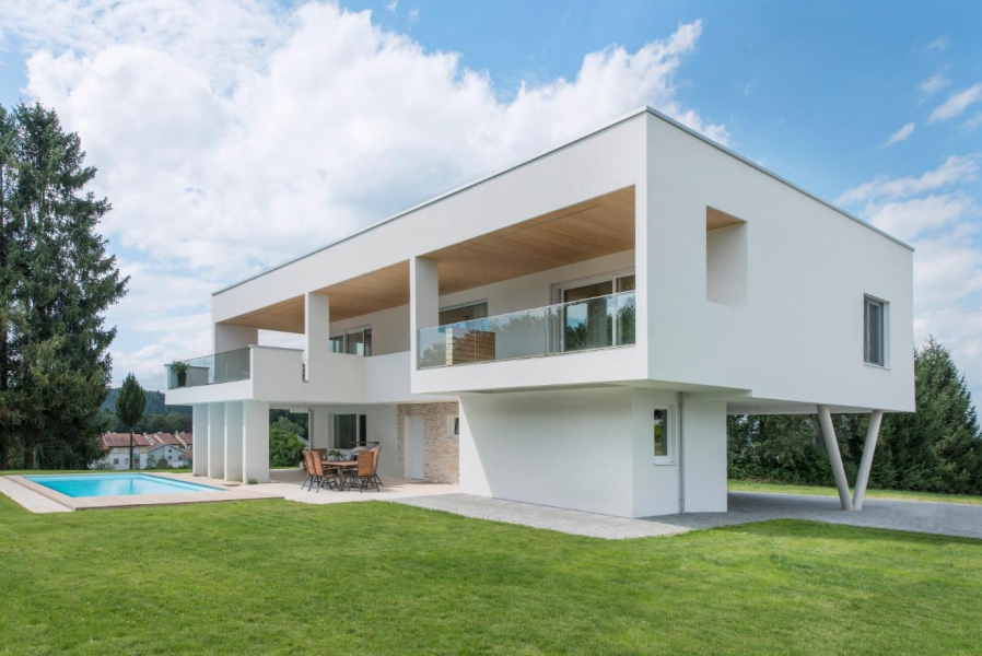 Modernes Zweifamilienhaus Ttf
